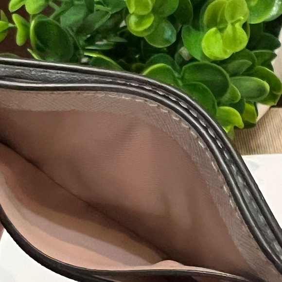 Kate Spade Silver Card Holder - Picture 12 of 14